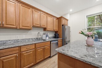 77 North St in Somerville, MA - Building Photo - Building Photo