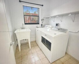 3813 NE 16th Ter in Pompano Beach, FL - Building Photo - Building Photo