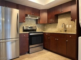 10111 Sandy Hollow Ln in Bonita Springs, FL - Building Photo