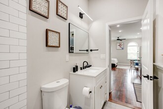 1927 N 33rd St, Unit A in Philadelphia, PA - Foto de edificio - Building Photo