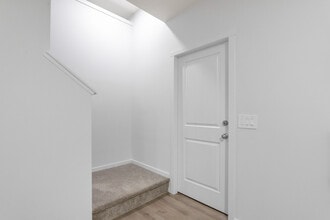 3624-3213 213 St NW in Edmonton, AB - Building Photo - Building Photo