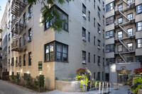 570 Fort Washington Ave in New York, NY - Building Photo - Building Photo