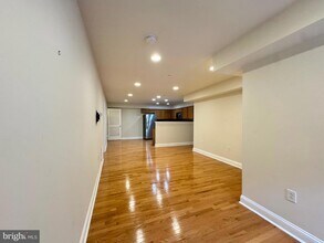 1223-25 Wood St, Unit A1 in Philadelphia, PA - Building Photo - Building Photo
