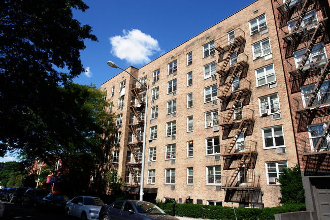 The Woodberry in Flushing, NY - Building Photo - Building Photo