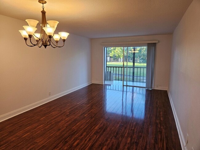 8000 Colony Cir S, Unit 207 in Tamarac, FL - Building Photo - Building Photo