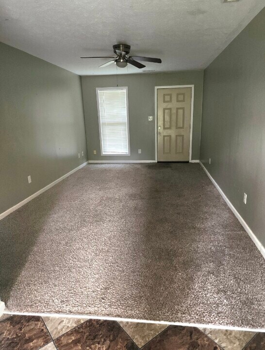 5746 Aftonshire Dr in Fayetteville, NC - Building Photo