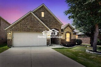 4016 Hollow Lake Rd in Roanoke, TX - Building Photo - Building Photo