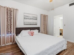 1833 Courtyard Way in Naples, FL - Building Photo - Building Photo