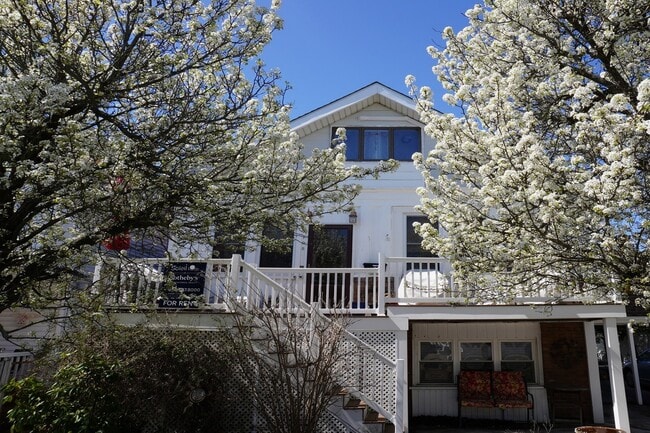 property at 108 N Harvard Ave