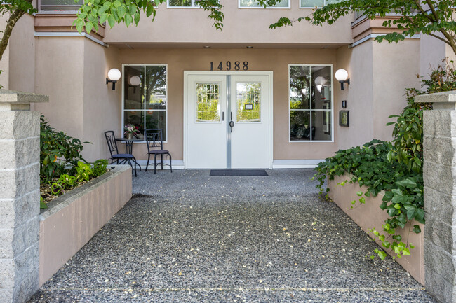 14988 101A Av in Surrey, BC - Building Photo - Building Photo