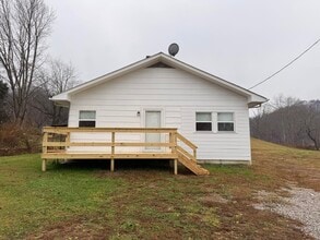 265 E Laurel Rd in London, KY - Building Photo - Building Photo