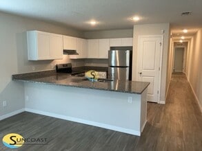 6908 Thurston Rd in Jacksonville, FL - Building Photo - Building Photo