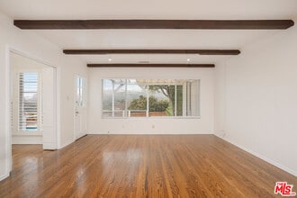 547 Stassi Ln in Santa Monica, CA - Building Photo - Building Photo