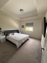 10711 W 32nd Ln in Hialeah, FL - Building Photo - Building Photo