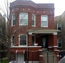 3513 W Evergreen Ave in Chicago, IL - Building Photo