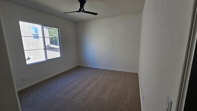 32753 Presidio Hills Ln in Winchester, CA - Building Photo - Building Photo