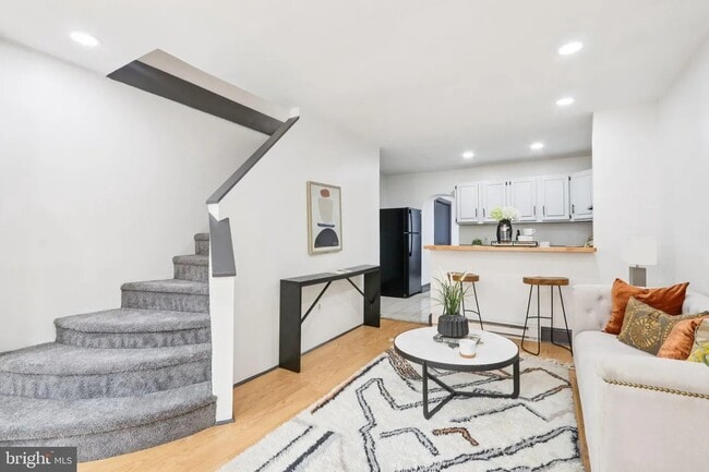 2037 North St in Philadelphia, PA - Building Photo - Building Photo
