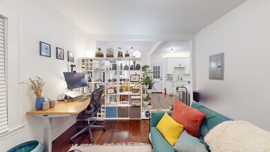 114 Hudson St in Somerville, MA - Building Photo - Building Photo