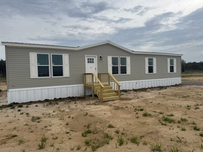 property at 286 Patriot Ln