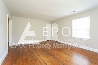 2001 Textile Dr in Greensboro, NC - Building Photo - Building Photo