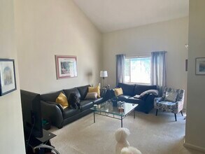 215 Trailside Way in Ashland, MA - Building Photo - Building Photo