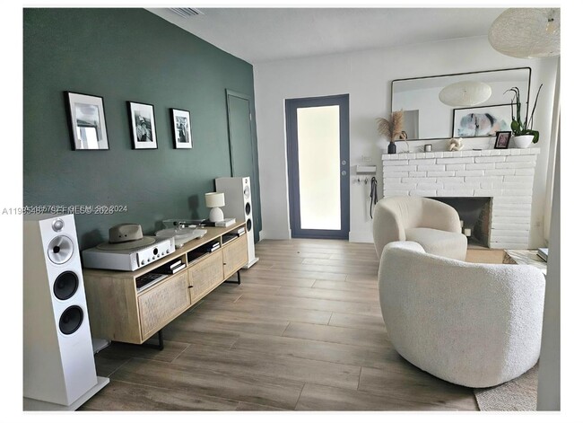 3439 Percival Ave in Miami, FL - Building Photo - Building Photo