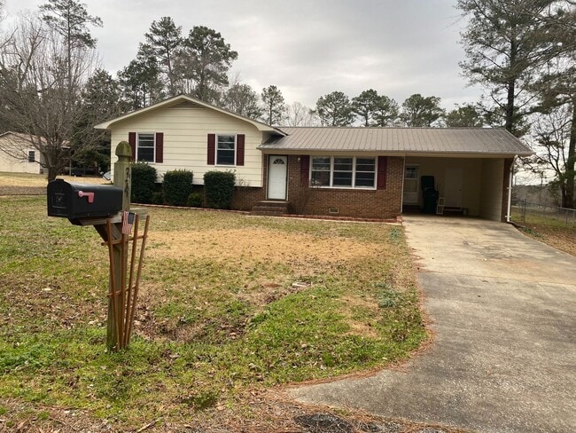 property at 34 Wildwood Dr