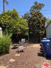 1212 S Tremaine Ave, Unit 1212 in Los Angeles, CA - Building Photo - Building Photo