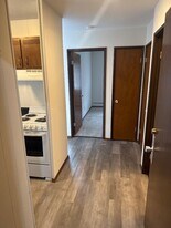 701 Pirate Island Rd in Monona, WI - Building Photo