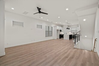 816 Curtin St in Houston, TX - Building Photo - Building Photo