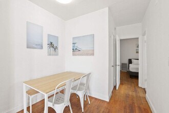7340 Harding Ave in Miami Beach, FL - Foto de edificio - Building Photo