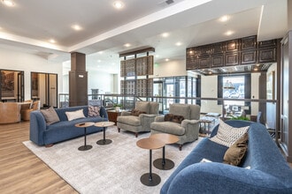 Rowe in Victoria, MN - Foto de edificio - Interior Photo