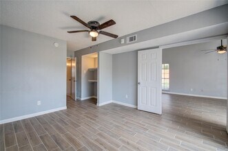 810 Dunson Glen Dr in Houston, TX - Building Photo - Building Photo