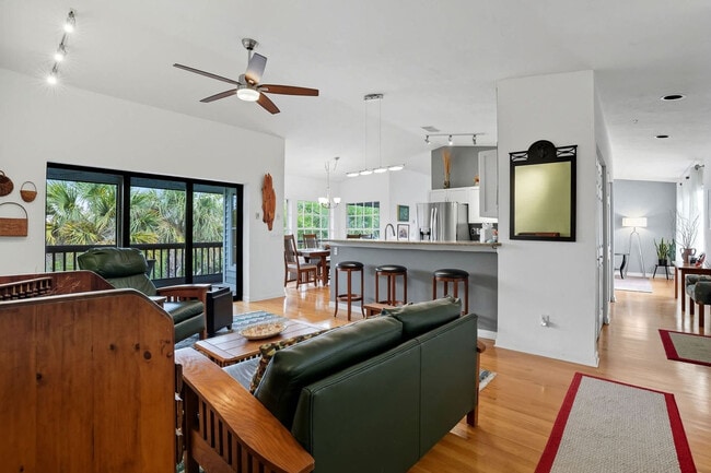 1679 Serenity Ln in Sanibel, FL - Building Photo - Building Photo
