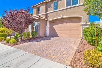 6765 Bristle Falls St in Las Vegas, NV - Building Photo - Building Photo
