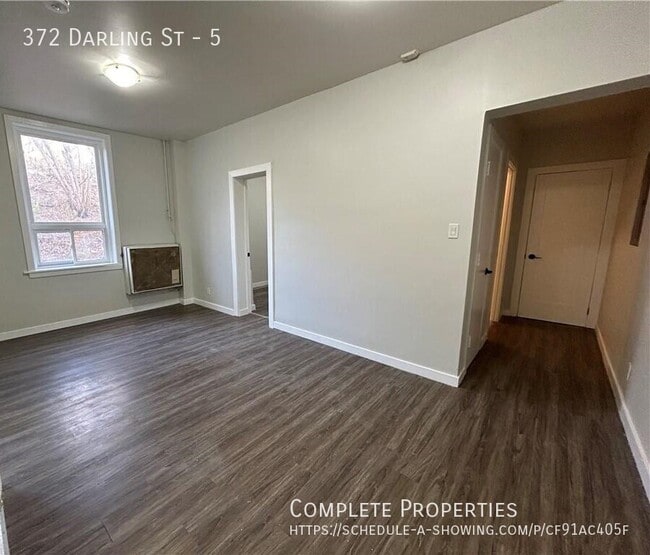 372 Darling St in Brantford, ON - Building Photo - Building Photo