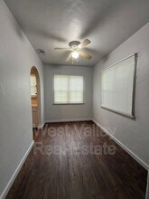 1605 Howard Ave in Bakersfield, CA - Building Photo - Building Photo