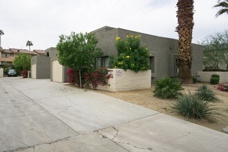 73625-73665 Fred Waring Dr in Palm Desert, CA - Building Photo - Building Photo