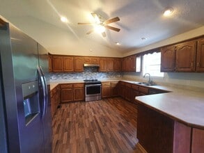 21325 Sally Rd in Waynesville, MO - Building Photo - Building Photo