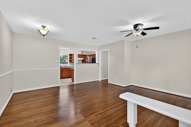 9610 Maribelle Way in Houston, TX - Building Photo - Building Photo