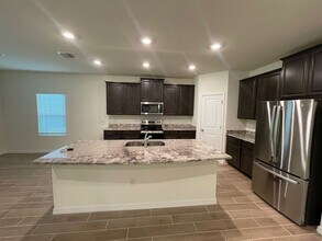 1720 NW 136th Blvd in Newberry, FL - Building Photo - Building Photo