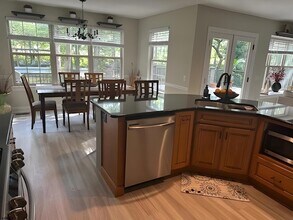 106 Beresford Dr in Egg Harbor Township, NJ - Building Photo - Building Photo