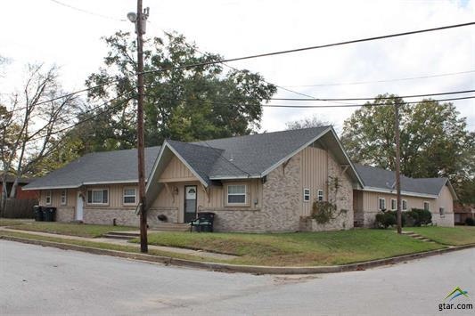 802 W 2nd St in Tyler, TX - Foto de edificio - Building Photo