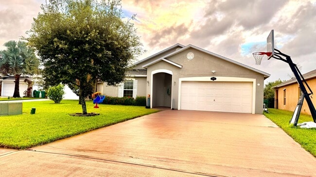 property at 1087 Osborne Ct