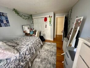 34 Olcott St in Watertown, MA - Building Photo - Building Photo