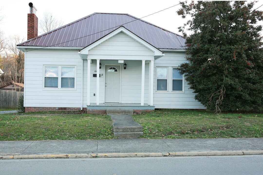 605 W 5th St, Unit W 5th in Corbin, KY - Building Photo