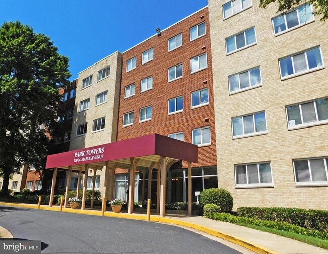 200 N Maple Ave in Falls Church, VA - Building Photo - Building Photo