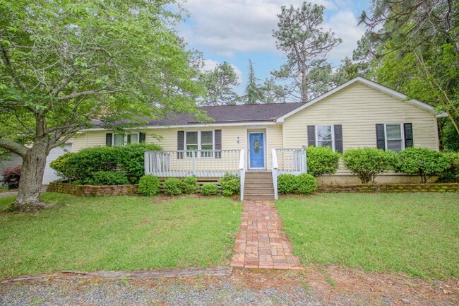 property at 70 Midlothian Dr