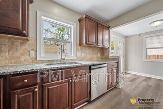 8459 Primrose St in Norfolk, VA - Building Photo - Building Photo