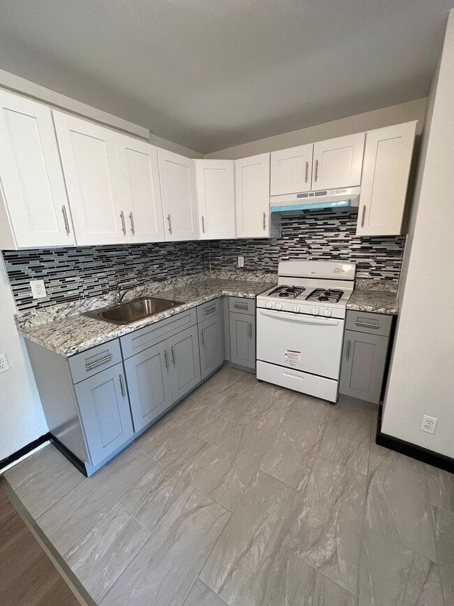 291 Osborne Ter, Unit 1R